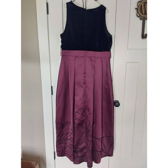 Ignite Evenings Formal Sz 18 Missy Burgundy Floral Black Velour - Picture 5 of 12